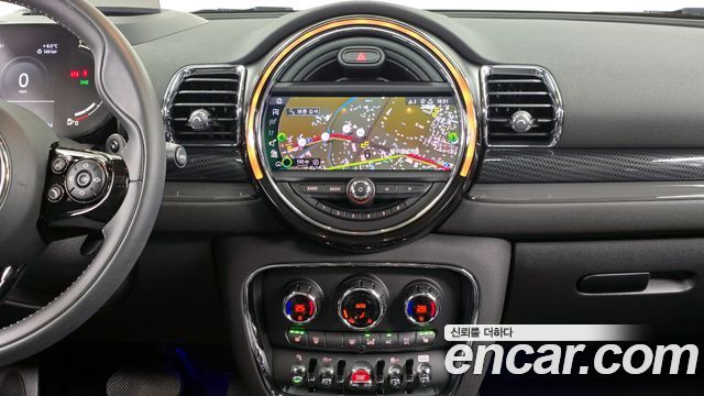 MINI Cooper S Clubman Standard 2nd 2021 — фото 18