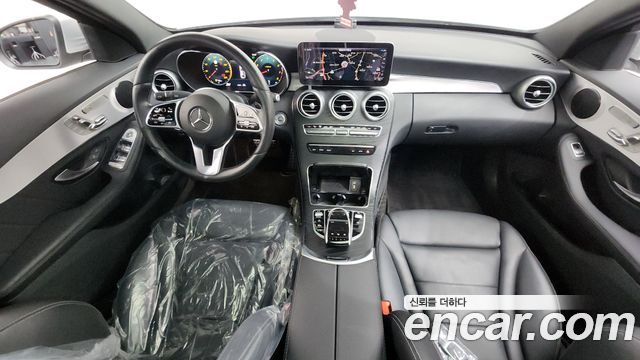 Mercedes-Benz C-Class (W205) C200 AMG Line 2021 — фото 7
