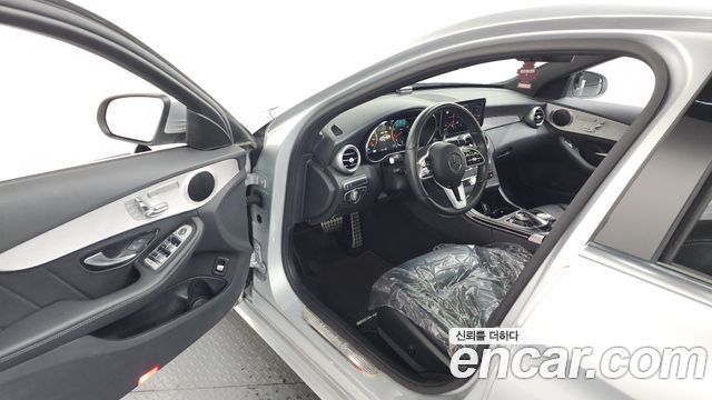 Mercedes-Benz C-Class (W205) C200 AMG Line 2021 — фото 10