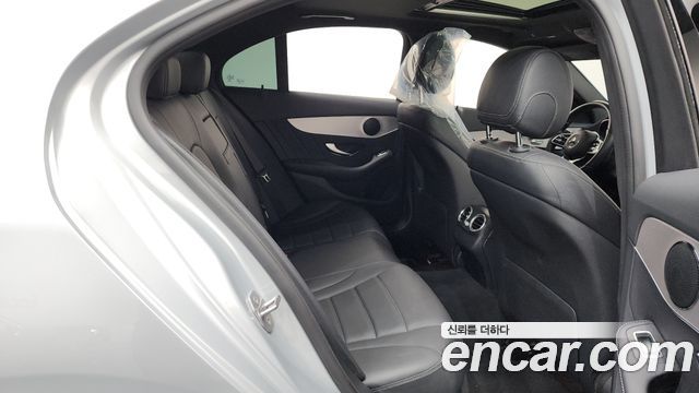 Mercedes-Benz C-Class (W205) C200 AMG Line 2021 — фото 12