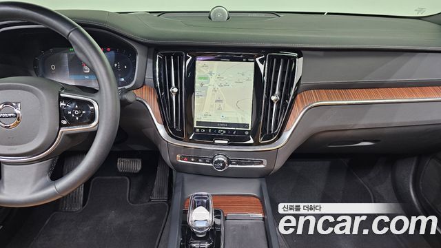 Volvo S60 (III) B5 Ultra Bright 2025 — фото 17