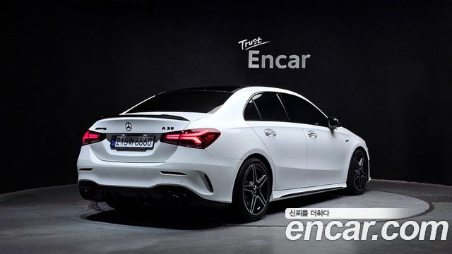 Mercedes-Benz A-Class (W177) AMG A35 4MATIC Sedan 2023 — фото 2