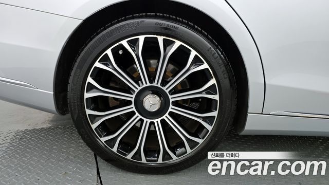 Mercedes-Benz S-Class (W222) S560eL 2020 — фото 5