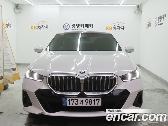 BMW 5 Series (G60) 523d M Sport