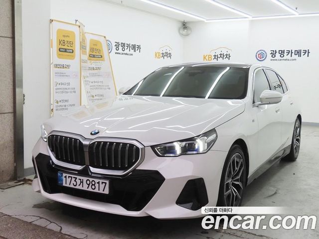 BMW 5 Series (G60) 523d M Sport 2024 — фото 2