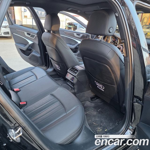 Audi A6 (C8) 45 TFSI Quattro Premium 2022 — фото 17