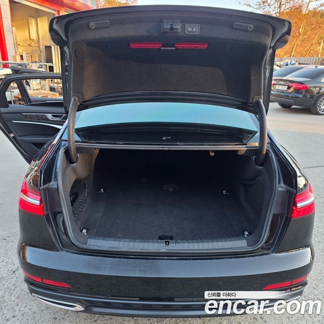 Audi A6 (C8) 45 TFSI Quattro Premium 2022 — фото 20