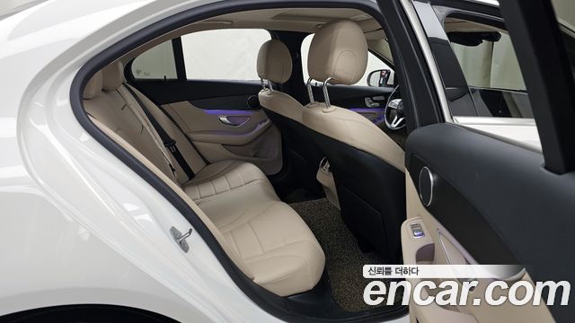 Mercedes-Benz C-Class (W205) C220 d 4MATIC 2021 — фото 12