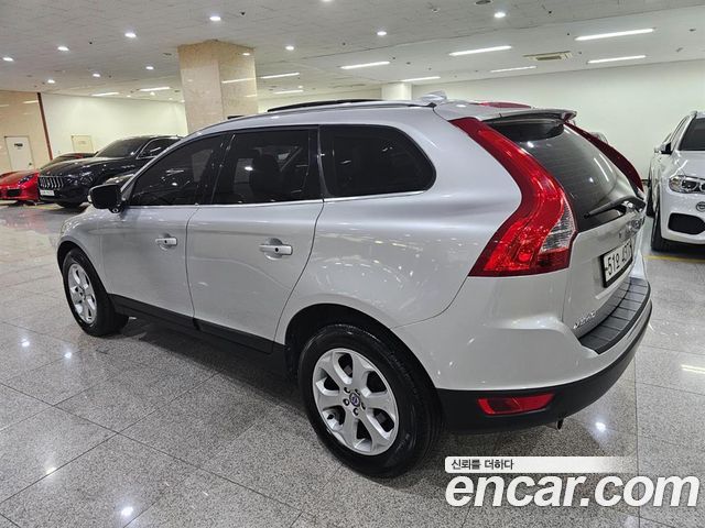 Volvo XC60 D4 1st 2013 — фото 4