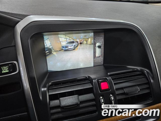 Volvo XC60 D4 1st 2013 — фото 10