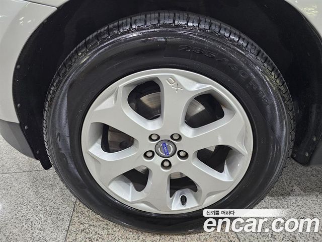 Volvo XC60 D4 1st 2013 — фото 24