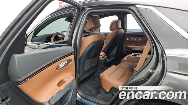 Genesis GV70 2.5T Gasoline AWD 2022 — фото 12