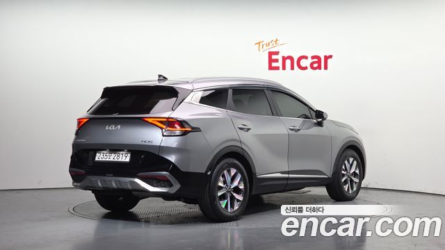 Kia Sportage (V) Diesel 2.0 2WD Nobleless 2022 — фото 2