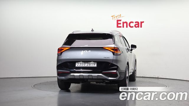 Kia Sportage (V) Diesel 2.0 2WD Nobleless 2022 — фото 4