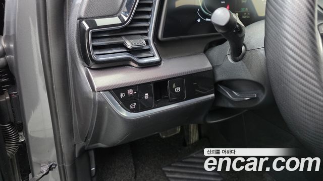Kia Sportage (V) Diesel 2.0 2WD Nobleless 2022 — фото 14