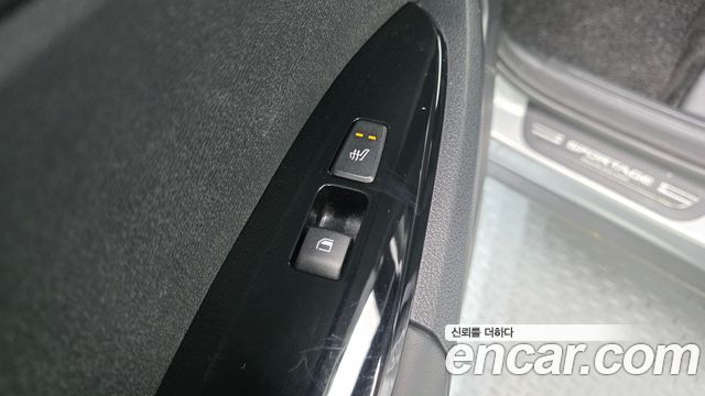 Kia Sportage (V) Diesel 2.0 2WD Nobleless 2022 — фото 19