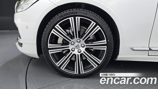 Volvo S90 B6 AWD Ultimate Bright 2023 — фото 5