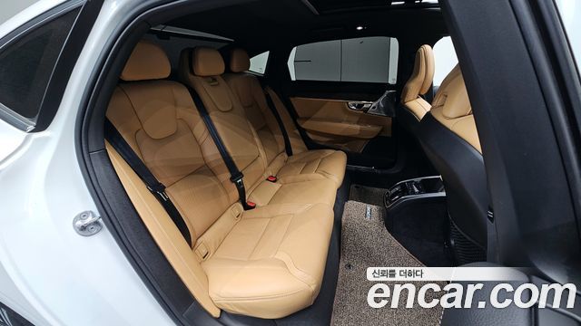 Volvo S90 B6 AWD Ultimate Bright 2023 — фото 12