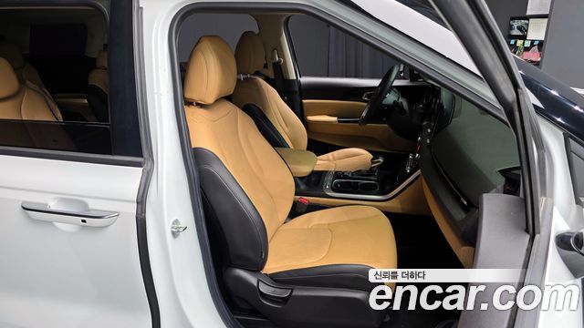 Kia Carnival (IV) Diesel 9-Seater Prestige 2023 — фото 12