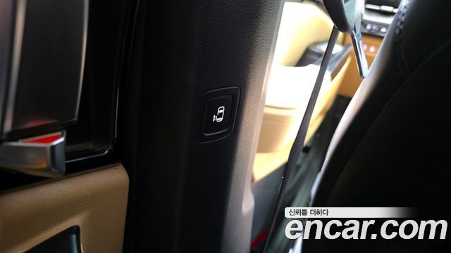 Kia Carnival (IV) Diesel 9-Seater Prestige 2023 — фото 17