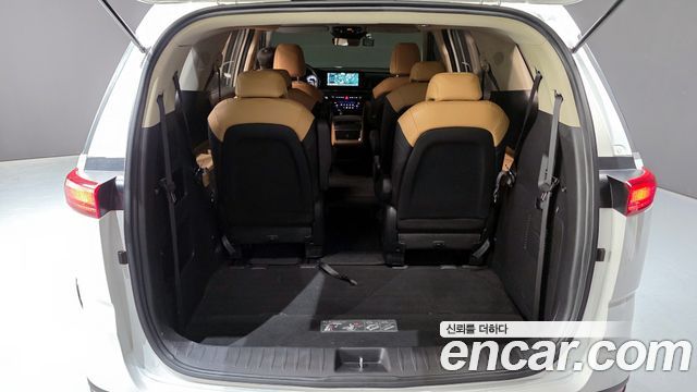 Kia Carnival (IV) Diesel 9-Seater Prestige 2023 — фото 20