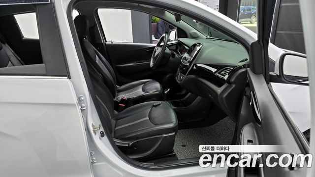 Chevrolet Spark Premier 2019 — фото 10