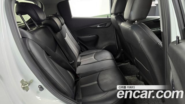 Chevrolet Spark Premier 2019 — фото 12