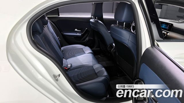 Mercedes-Benz A-Class (W177) A220 Hatchback 2019 — фото 19