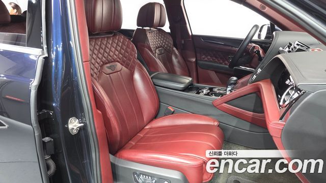 Bentley Bentayga 4.0 V8 2022 — фото 10