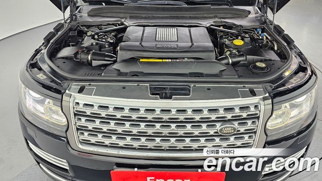 Land Rover Range Rover (IV) 4.4 SDV8 Vogue SE DIESEL 2014 — фото 6