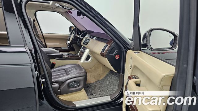 Land Rover Range Rover (IV) 4.4 SDV8 Vogue SE DIESEL 2014 — фото 10