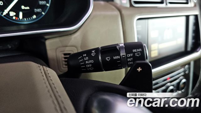 Land Rover Range Rover (IV) 4.4 SDV8 Vogue SE DIESEL 2014 — фото 17