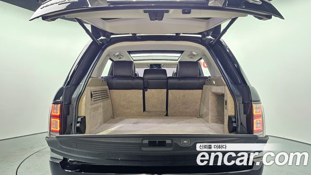 Land Rover Range Rover (IV) 4.4 SDV8 Vogue SE DIESEL 2014 — фото 20
