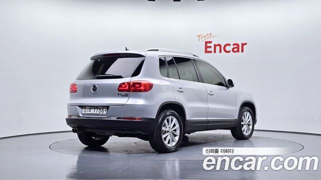 Volkswagen Tiguan 2.0 TDI Comfort 5N 2014 — фото 2
