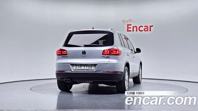 Volkswagen Tiguan 2.0 TDI Comfort 5N 2014 — фото 4