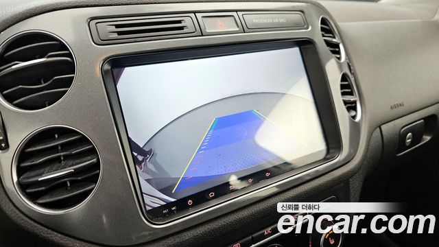 Volkswagen Tiguan 2.0 TDI Comfort 5N 2014 — фото 14