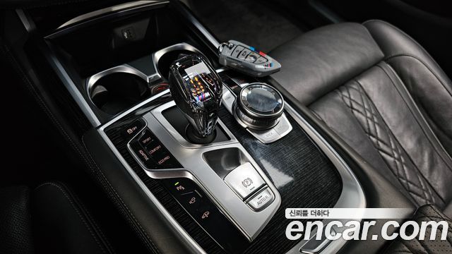BMW 7 Series (G11) 730d xDrive M Sport 2018 — фото 9