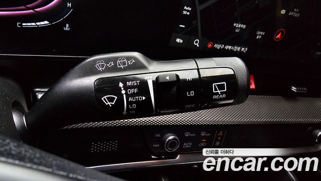 Kia Sportage (V) Diesel 2.0 2WD Prestige 2022 — фото 21