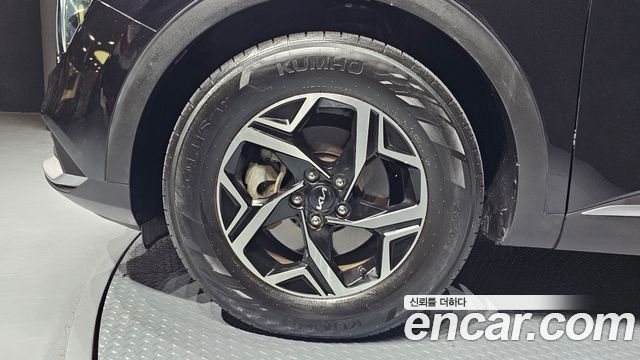 Kia Sportage (V) Diesel 2.0 2WD Prestige 2022 — фото 24