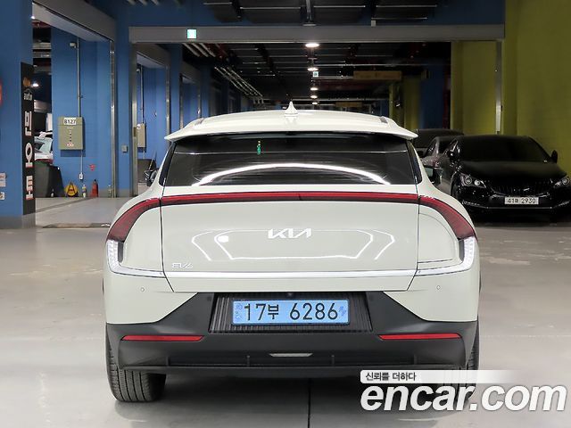 Kia EV6 Long Range Air 2022 — фото 3