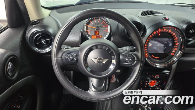 MINI Cooper D Countryman ALL4 1st 2016 — фото 13