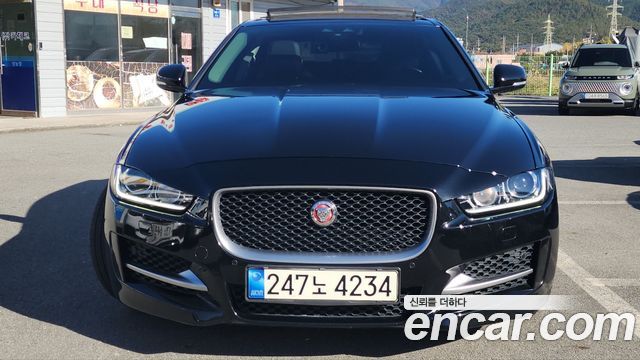 Jaguar XE 20d R-Sport 2017 — фото 2