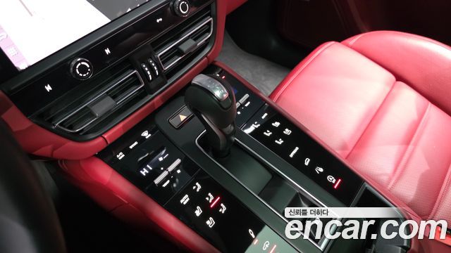 Porsche Macan 2.9 GTS 95B 2022 — фото 9