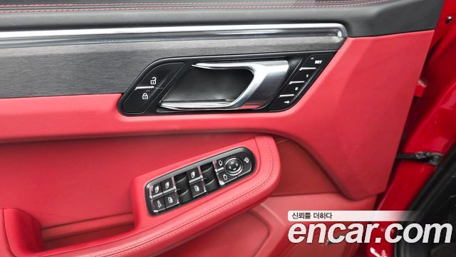 Porsche Macan 2.9 GTS 95B 2022 — фото 21