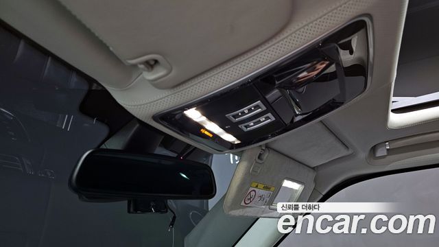 Land Rover Range Rover (IV) 4.4 SDV8 AB DIESEL 2015 — фото 21