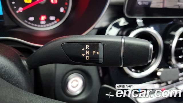 Mercedes-Benz C-Class (W205) C220 d 4MATIC 2020 — фото 9