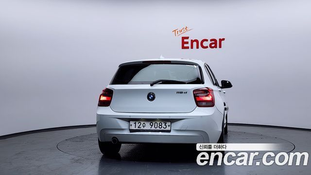 BMW 1 Series (F20) 118d Urban 5Dr 2014 — фото 4