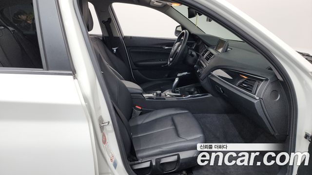 BMW 1 Series (F20) 118d Urban 5Dr 2014 — фото 11
