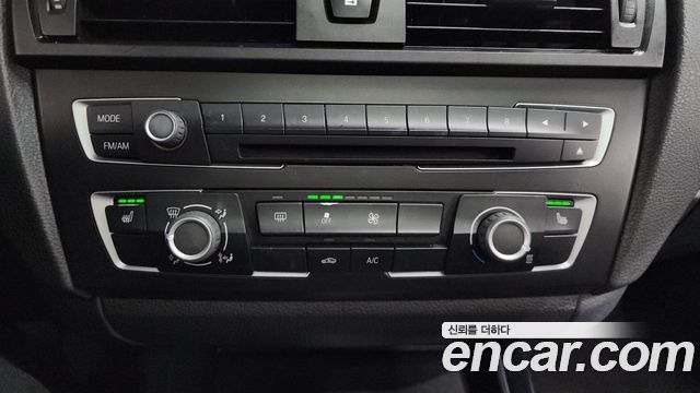 BMW 1 Series (F20) 118d Urban 5Dr 2014 — фото 17