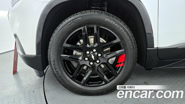 Chevrolet Traverse 3.6 AWD Redline 2020 — фото 5